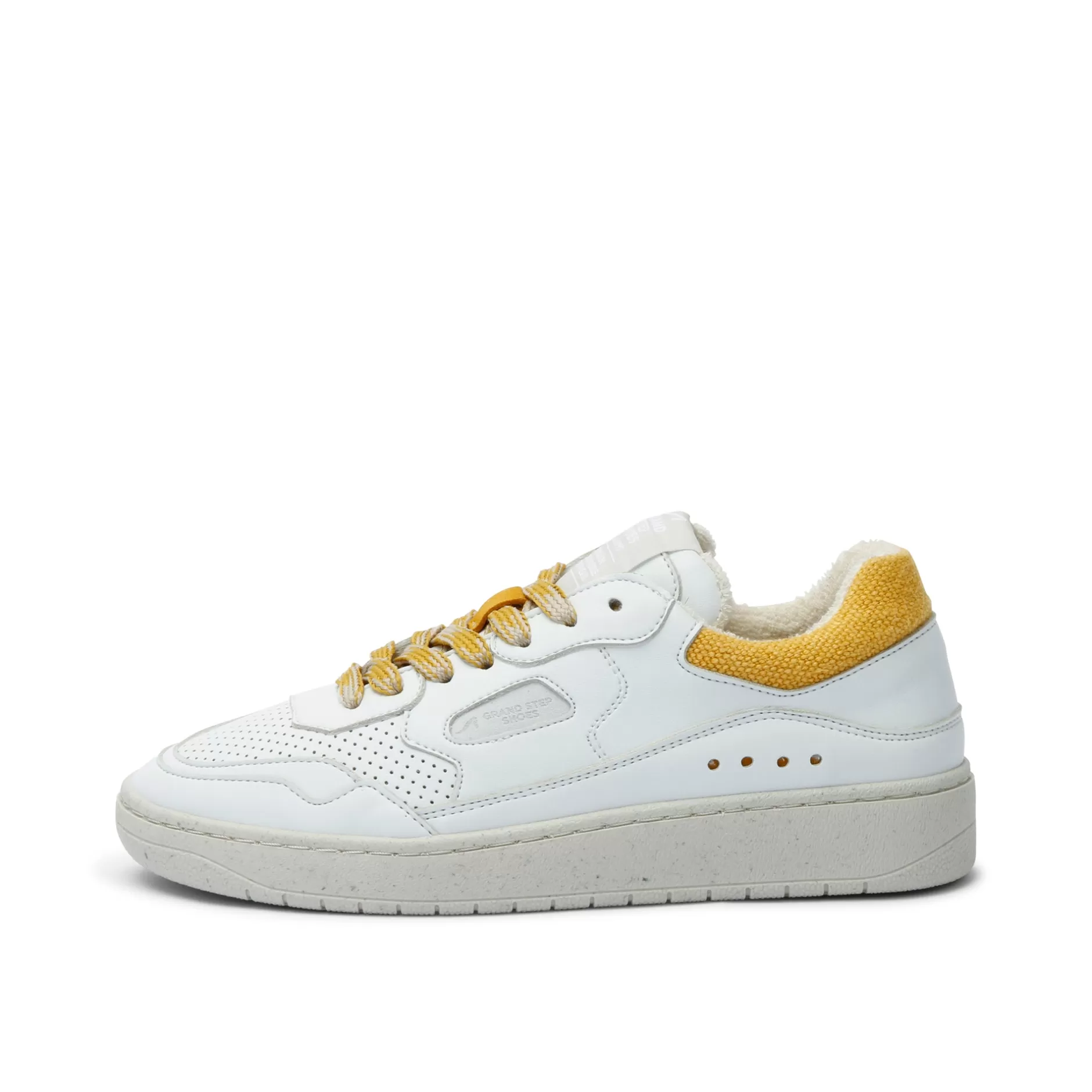 Sneakers*Grand Step Level Yellow Apple Sneaker