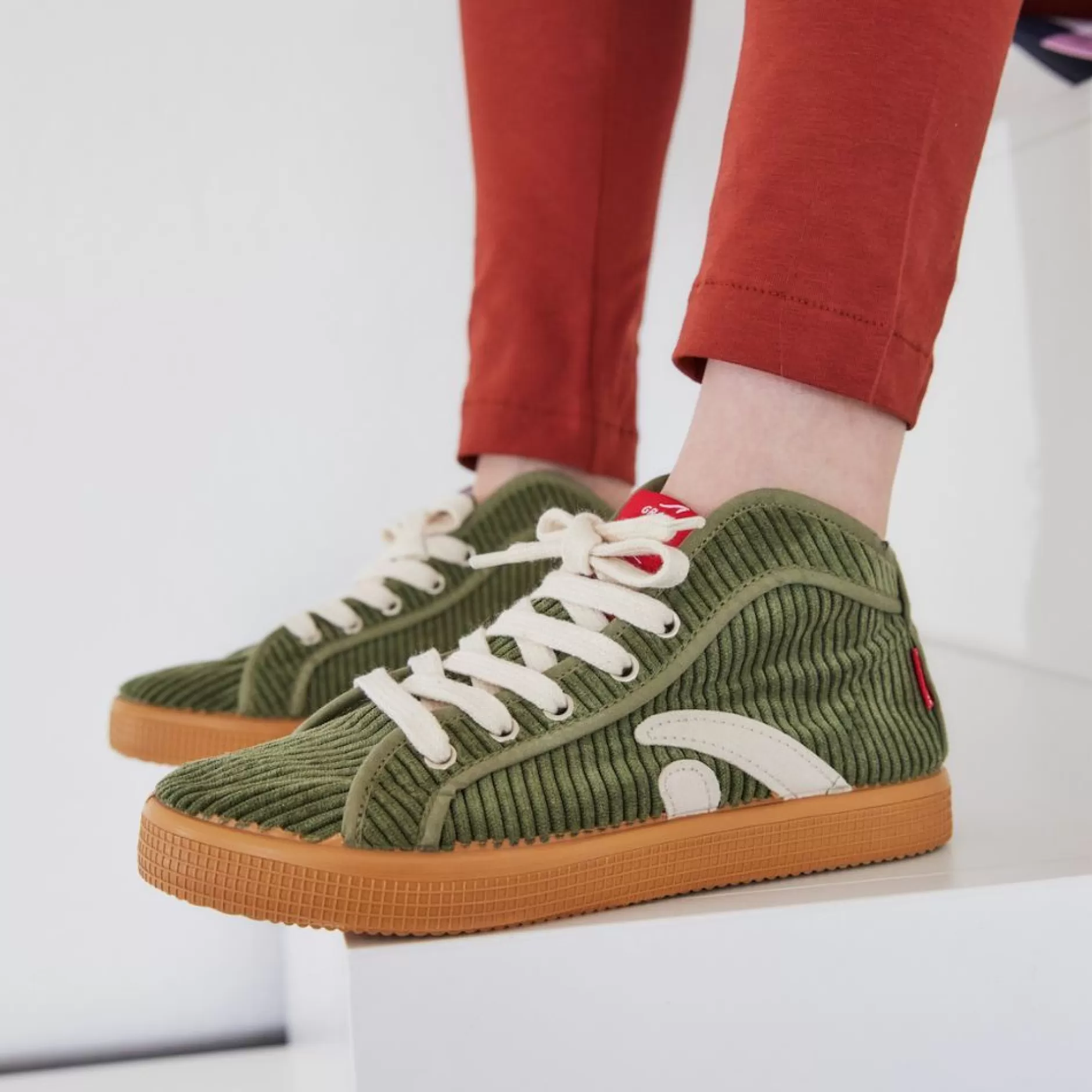 Sneakers*Grand Step Taylor Cord Olive Sneaker