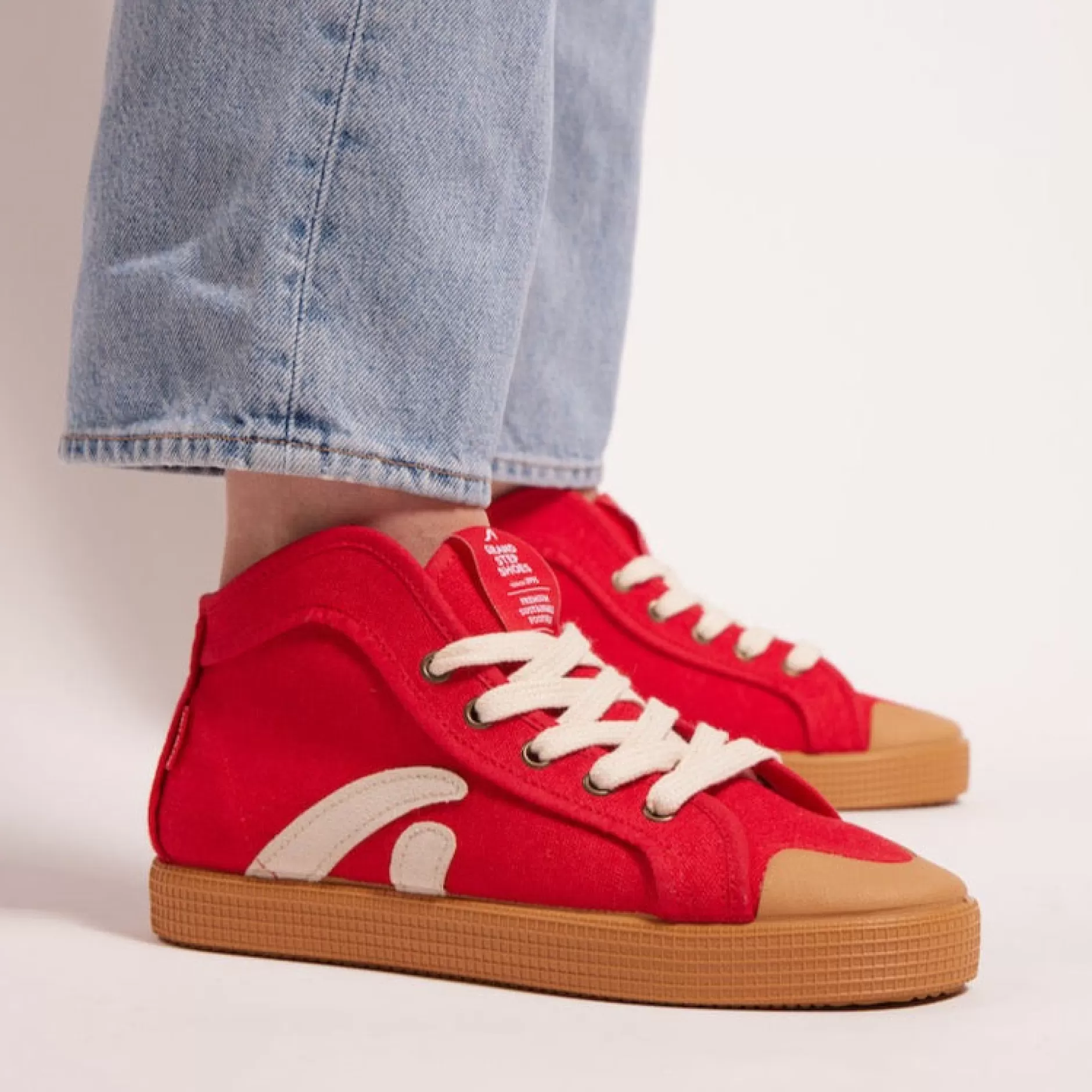 Sneakers*Grand Step Taylor Organic Sneaker Red Washed